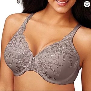 NWT- Playtex Secrets Beautiful LIft With Embroidery Underwire Bra, Size 44DDD